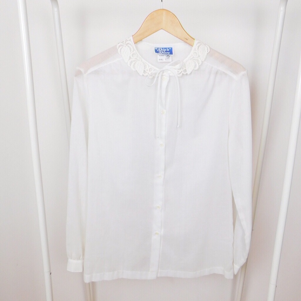 Ship n Shore White Lace Collar Vintage Blouse